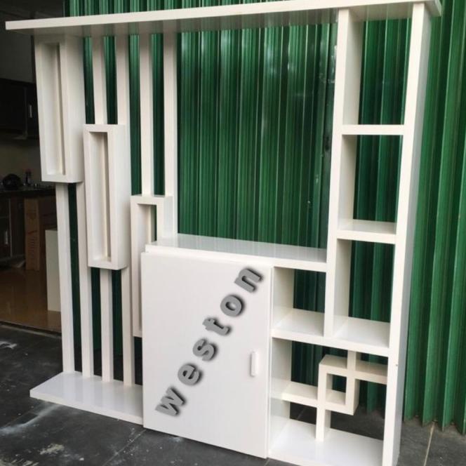 Lemari Pajangan Partisi Penyekat / Pembatas Ruangan Minimalis