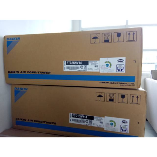 +PASANG AC Daikin 1/2 PK FTC15NV14 Thailand R32 Free Pasang