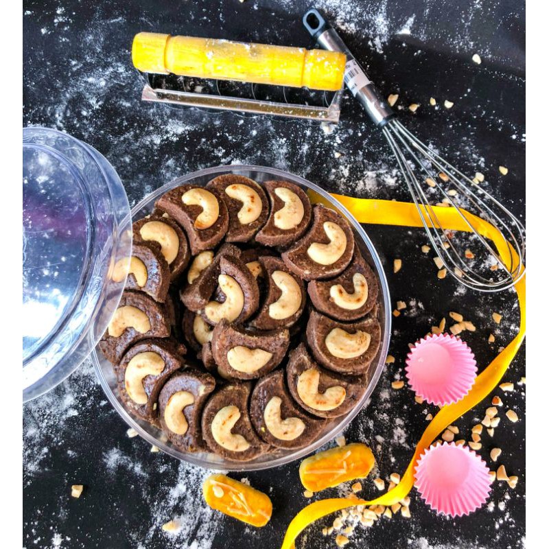 

Kue Kering Murah 1/2kg Chocho Mede Cookies