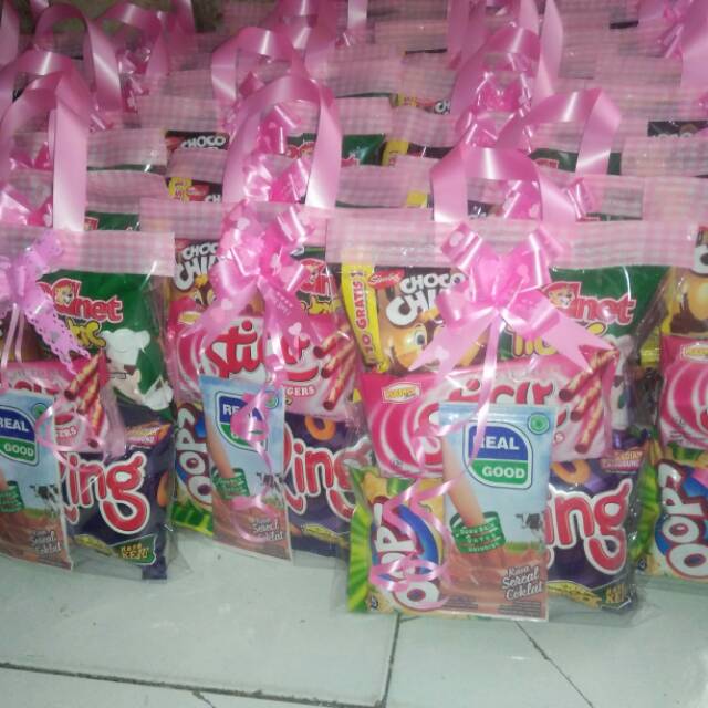 

Plastik snack ultah uk. 20*25