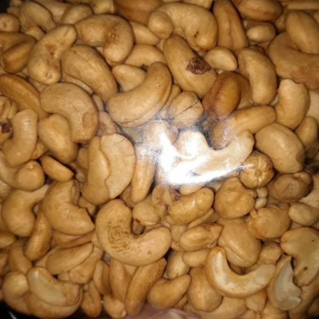 

Kacang mede rasa original