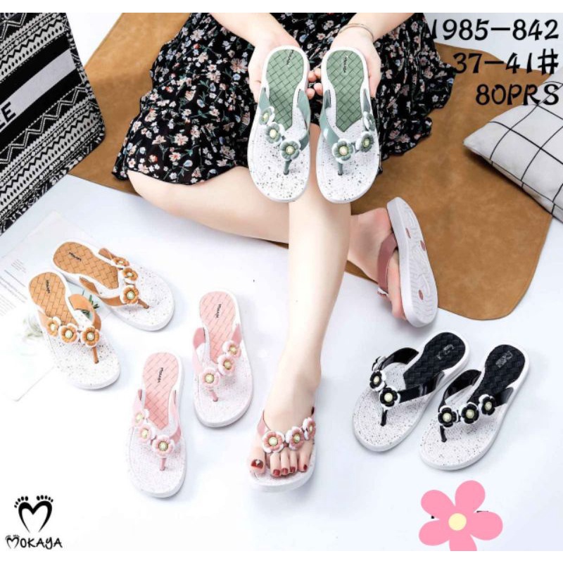 SANDAL JELLY MOKAYA JEPIT BUNGA PUTIH