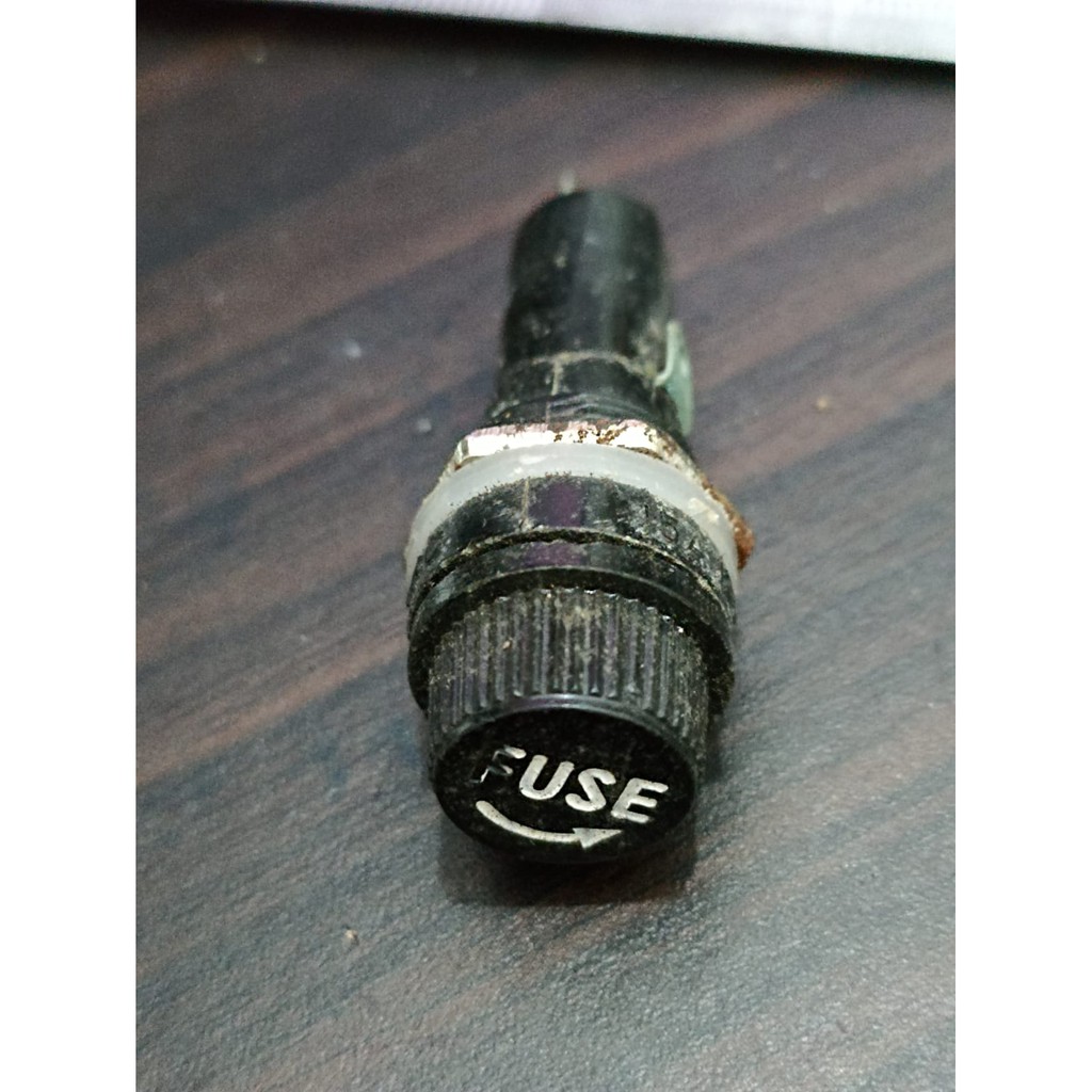 BOX FUSE HOLDER BESAR