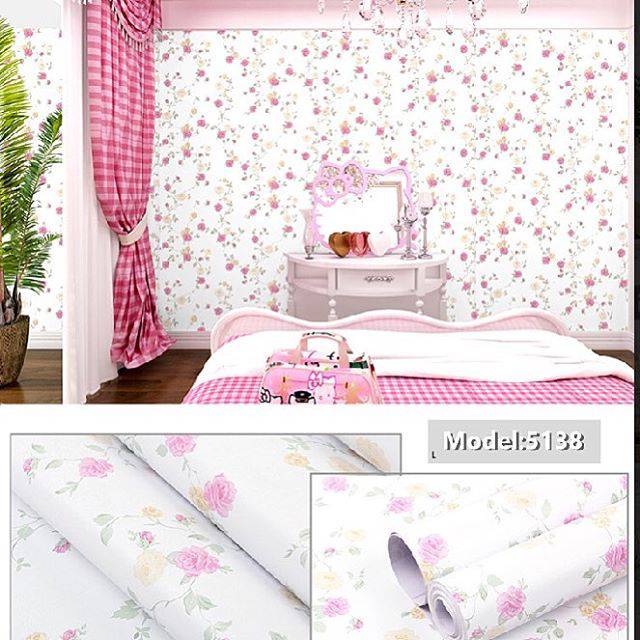 Wallpaper Dinding Bunga Pink Kecil