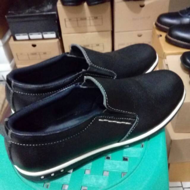 Sepatu kulit asli garut