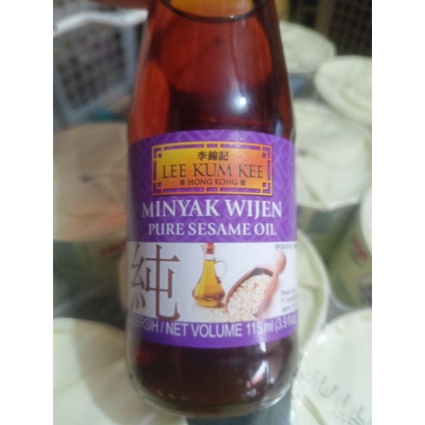 

minyak wijen Lee Kum Kee 115ml