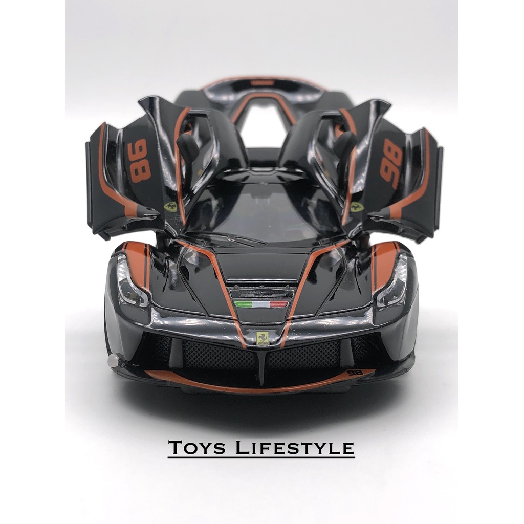 Mainan Mobil Diecast LaFerrari 1:32 (Hitam Orange)