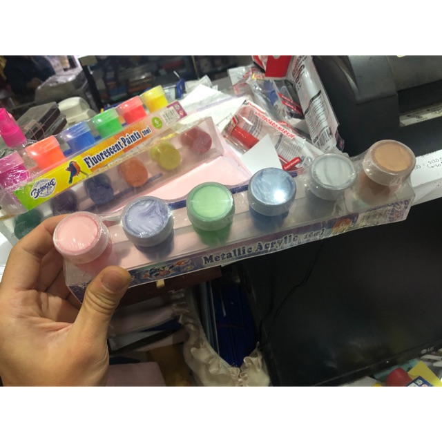 

Cat acrilic set isi 6 metalic baroque 20 ml