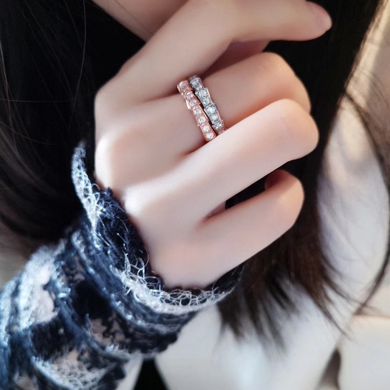 Cincin Berlian Mewah Warna Rose Gold Untuk Pasangan