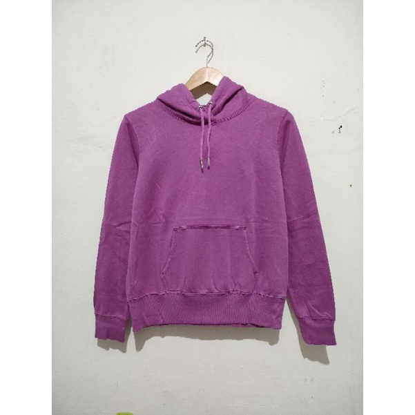 jaket hoodie UNIQLO purple / ungu woman size L fit M untuk wanita / Original preloved vintage sweate