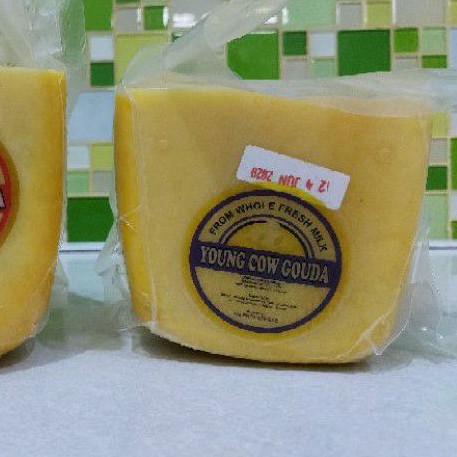 

keju young gouda 1100 gram young gouda cheese