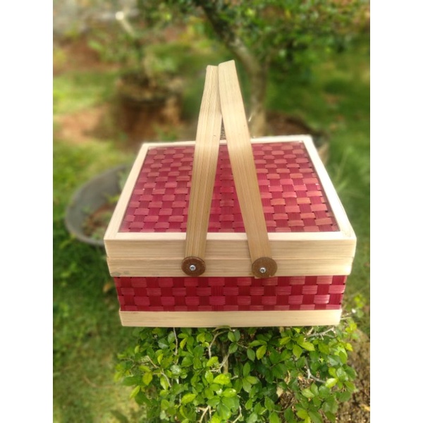 

hampers , keranjang merah imlek, 25x25cm