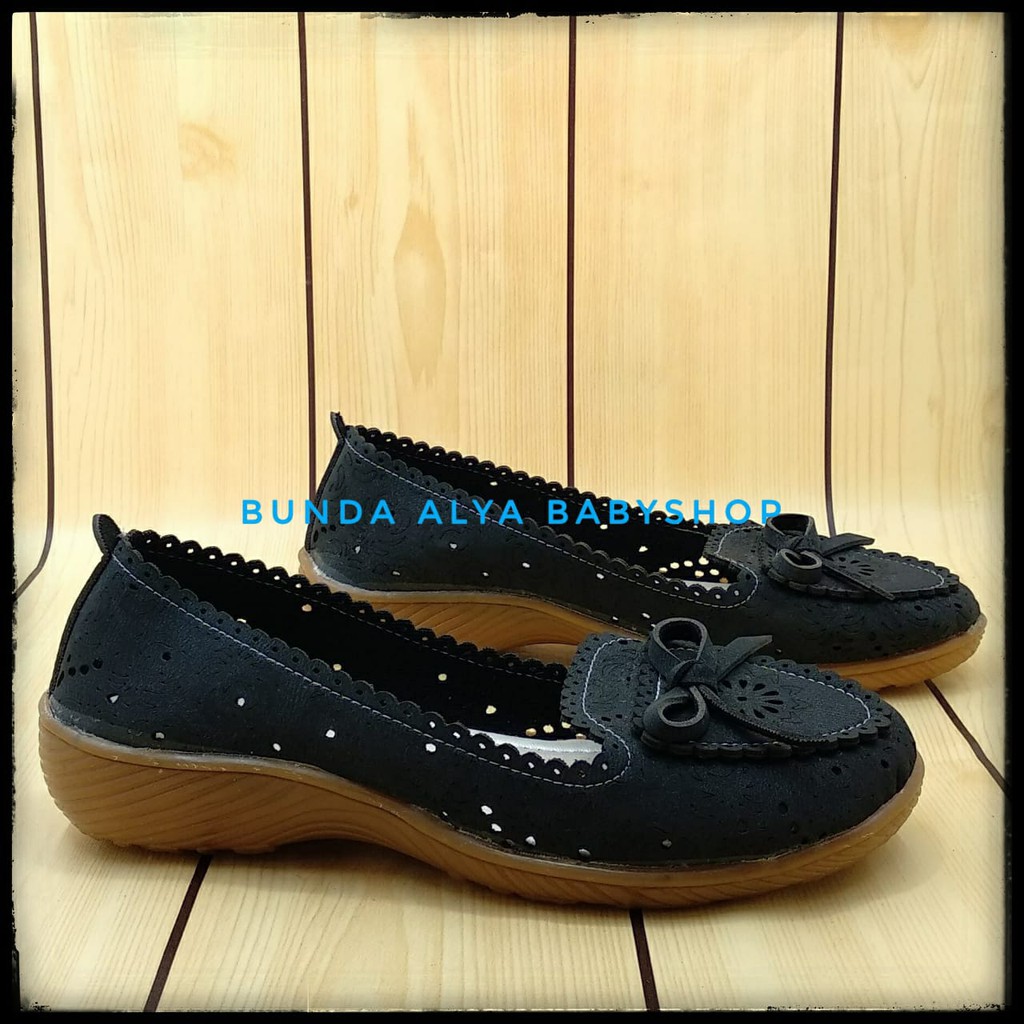 Sepatu Wanita HITAM Size 37 - 40 Sepatu Kerja Wanita - Sepatu Wanita Formal-Sepatu Slip On SALE