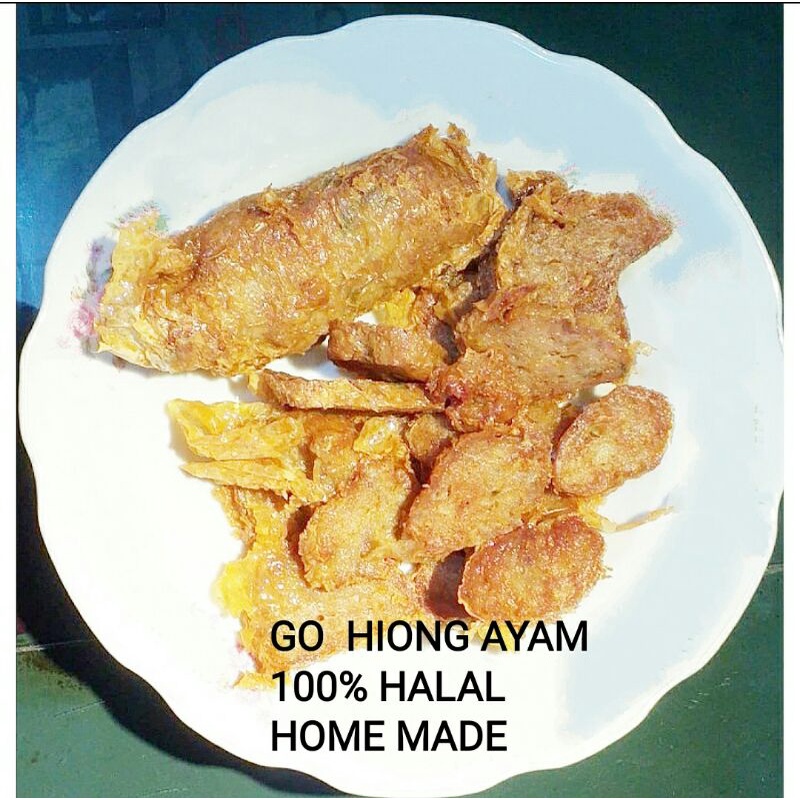 

Go hiong (daging cincang gulung )daging ayam 100%halal sekotak 5pc siap saji