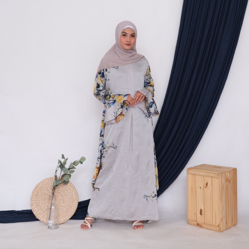 MADINA KAFTAN
