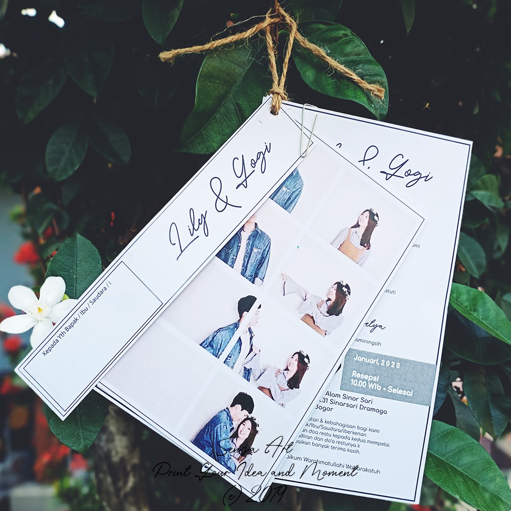 Undangan Pernikahan Foto Prewedding Model Hangtag 002