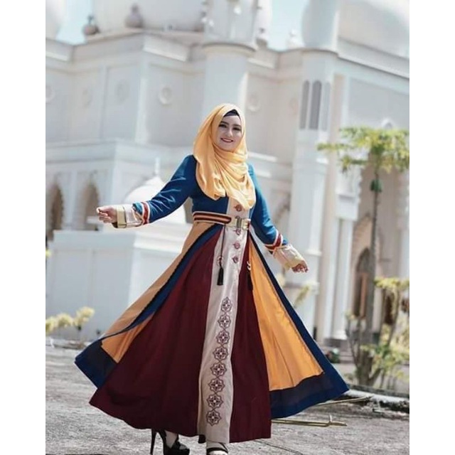 Tuneeca Bahia Palace second size S 2 kali pakai like new