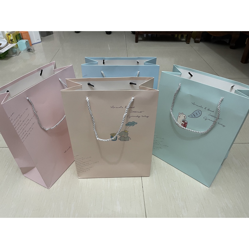 

Paper Bag Tas Bungkus Tempat Kado Hadiah Ulang Tahun Wisuda - Animal