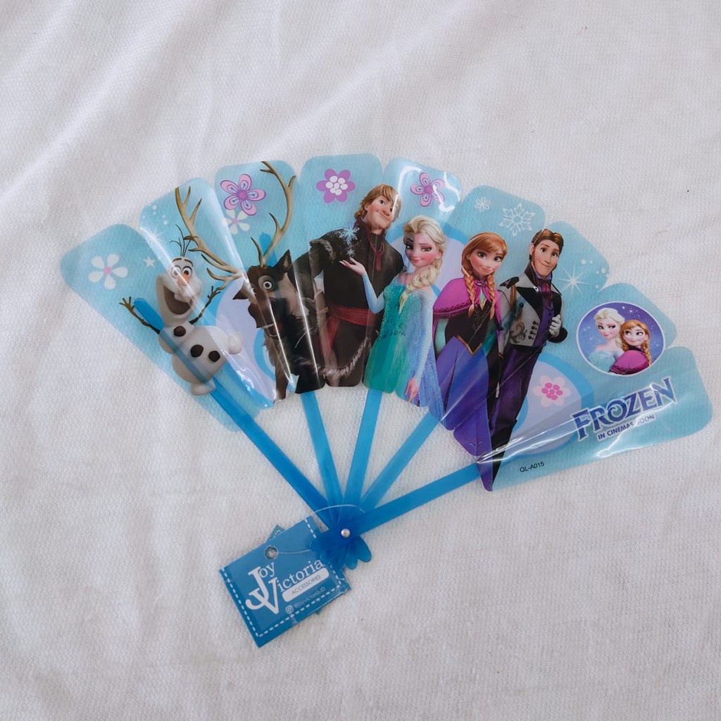 KIPAS TANGAN TANGKAI MOTIF KARAKTER LUCU/ KIPAS TANGKAI TANGAN MOTIF RANDOM PER PCS