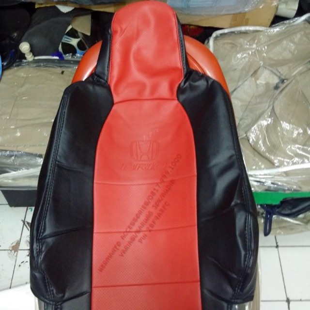 SARUNG JOK HITAM MERAH BRIO VARIASI - BERKAT MOTOR