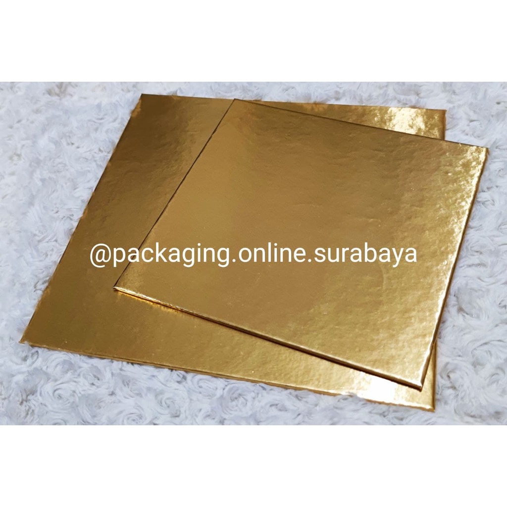 

Alas Kue Tart 30 Alas Kue 30 Cakeboard 30 CM HARDBOARD GOLD Tatakan Papan Pudding Roti Kotak Square