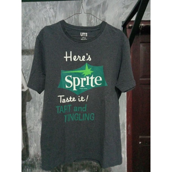 kaos second brand uniqlo x Coca-Cola