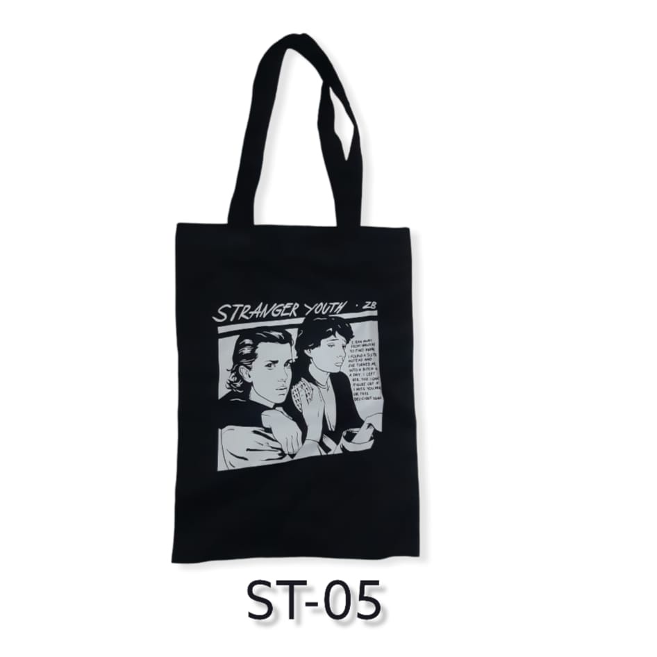 TOTE BAG HITAM - STRANGER THINGS