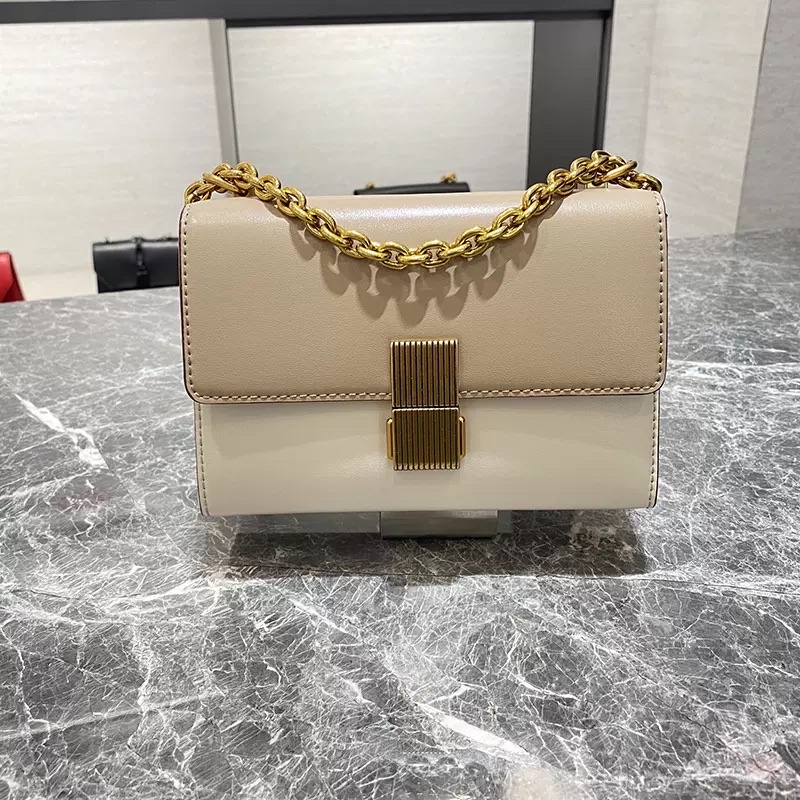 New CnK Metallic Pushlock Clutch 02