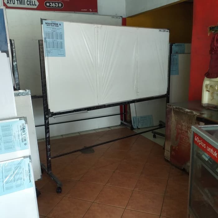 

Papan Tulis Standing 90 × 180 Cm