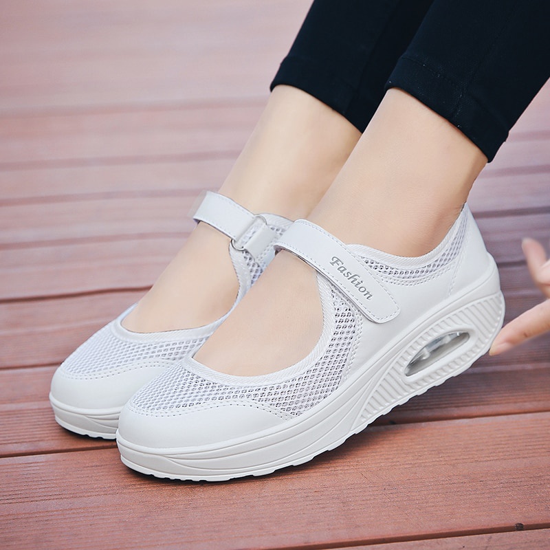 Kano Wanita Platform Sneaker Musim Panas Kebugaran Mesh Pelangsing Sepatu Olahraga Wanita Tinggi Meningkatkan Sepatu