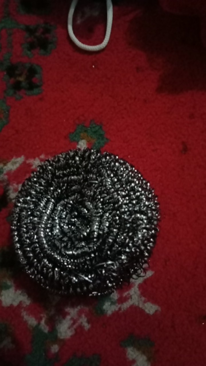 Sabut Cuci Besi Anti Karatan 1 Pcs Isi 2