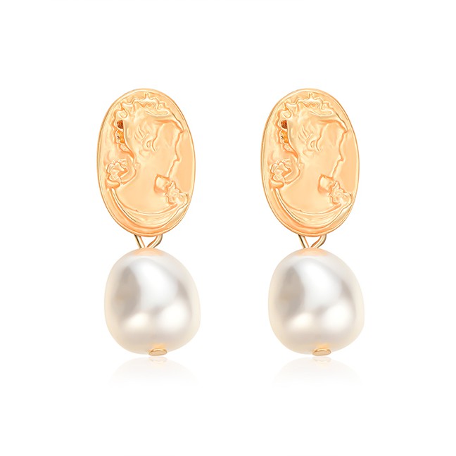 LRC Anting Tusuk Fashion Gold Alloy Relief Portrait Pearl Pendant Earrings F29770