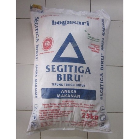 

Tepung Terigu segitiga biru tepung segitiga biru 1kg repack