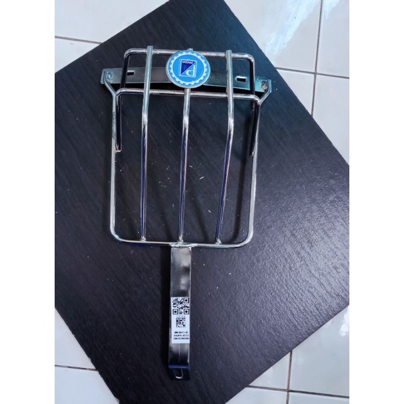 brongsong stoplem belakang Vespa super sprint