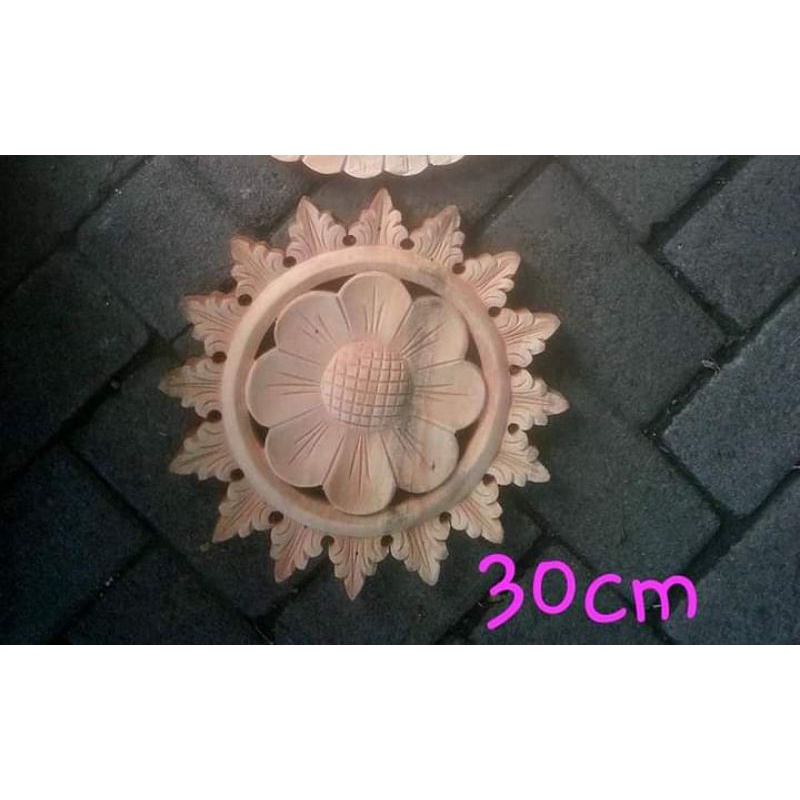 UKIRAN TEMPEL CEMARA BULAT 30cm/Ukiran jepara kayu mahoni/Ukiran kayu ukir cemara bulat
