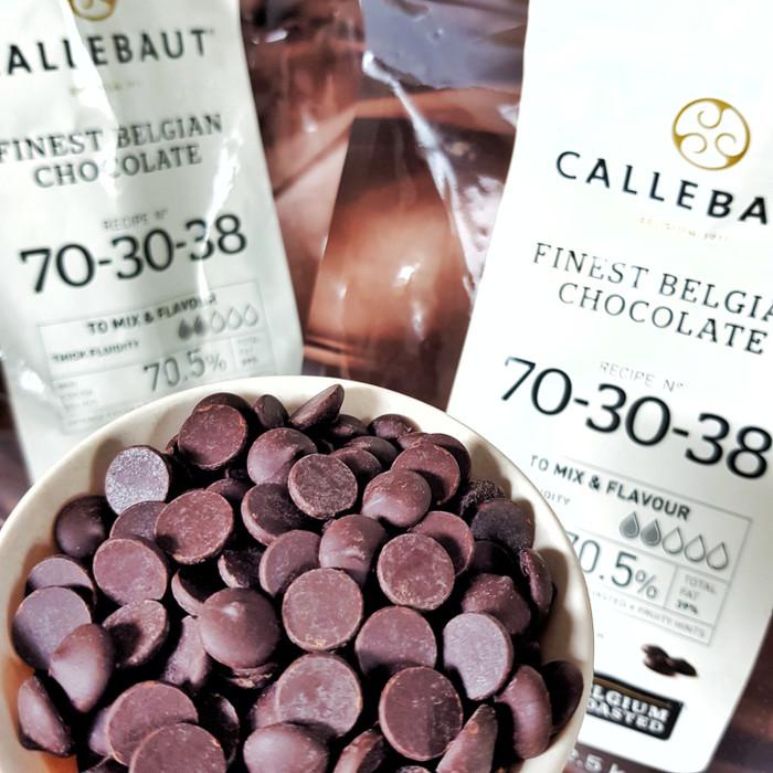 

Bahan Kue | Callebaut 7030 1Kg Dark Extra Bitter Chocolate 70,5% 70% 70-30-38 1Kg Kualitas Terbaik