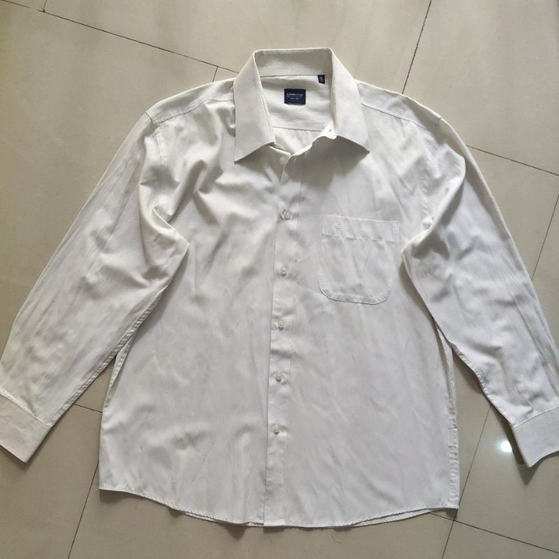Kemeja Lengan Panjang Pria Putih Arrow