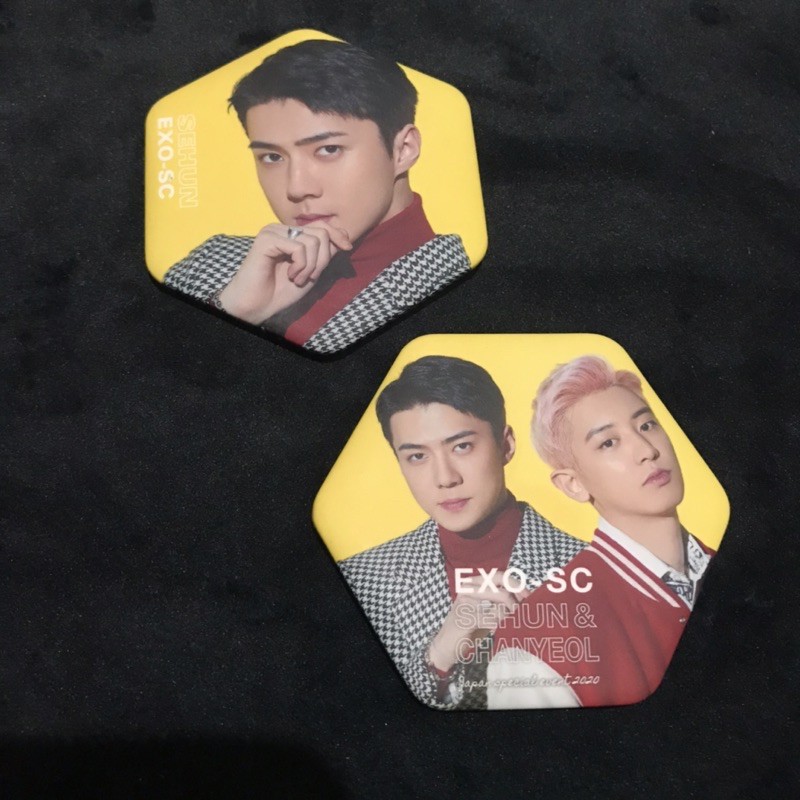 EXO-SC SEHUN & CHANYEOL OFFICIAL BADGE