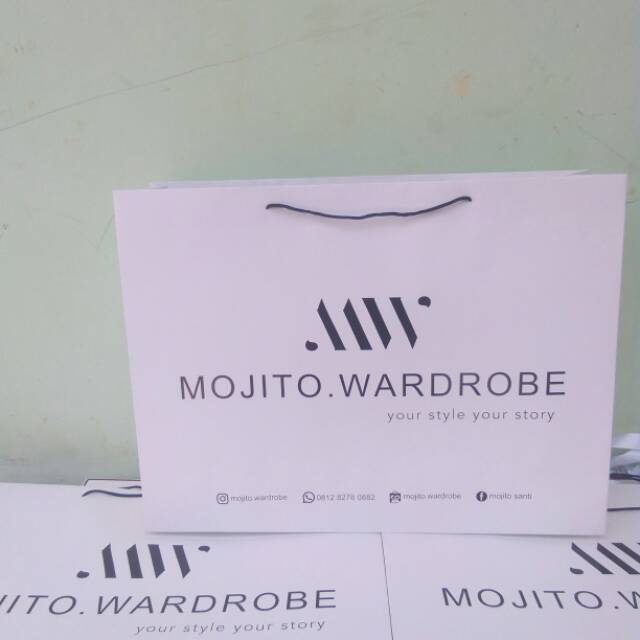 

Paperbag wardrobe shopping bag toko butik dll ivory jumbo ukuran P40xL12xT30