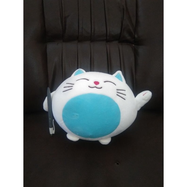 boneka kucing hoki