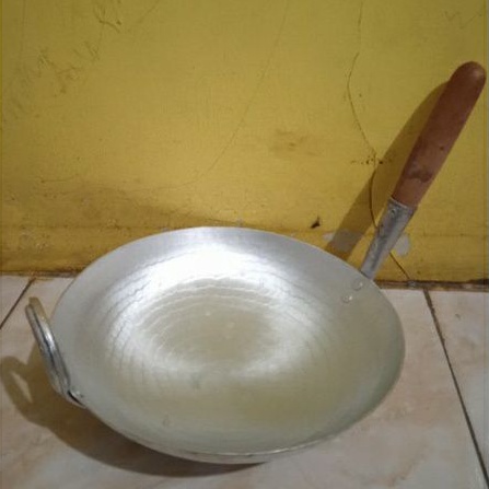Wajan Nasi Goreng Alumunium & Gagang KayuDiameter 26Cm Asli Garut Tebal, Anti Penyok,Lengket, Karat
