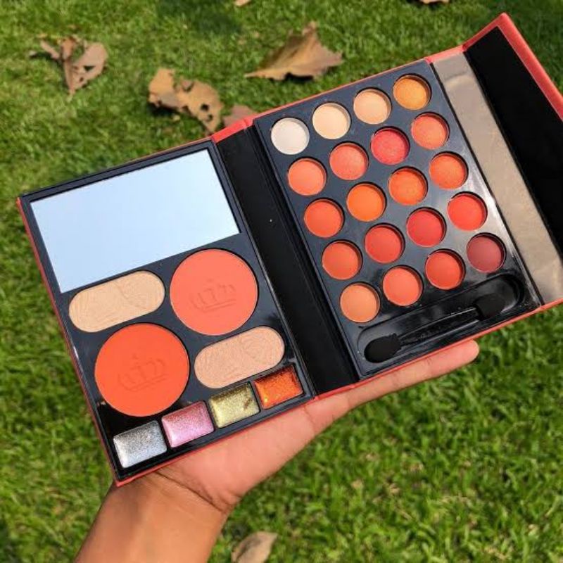 EYESHADOW MILA ORANGE GLITER  MILA COLOR PALETTE DOMPET MAGNET MAKE UP