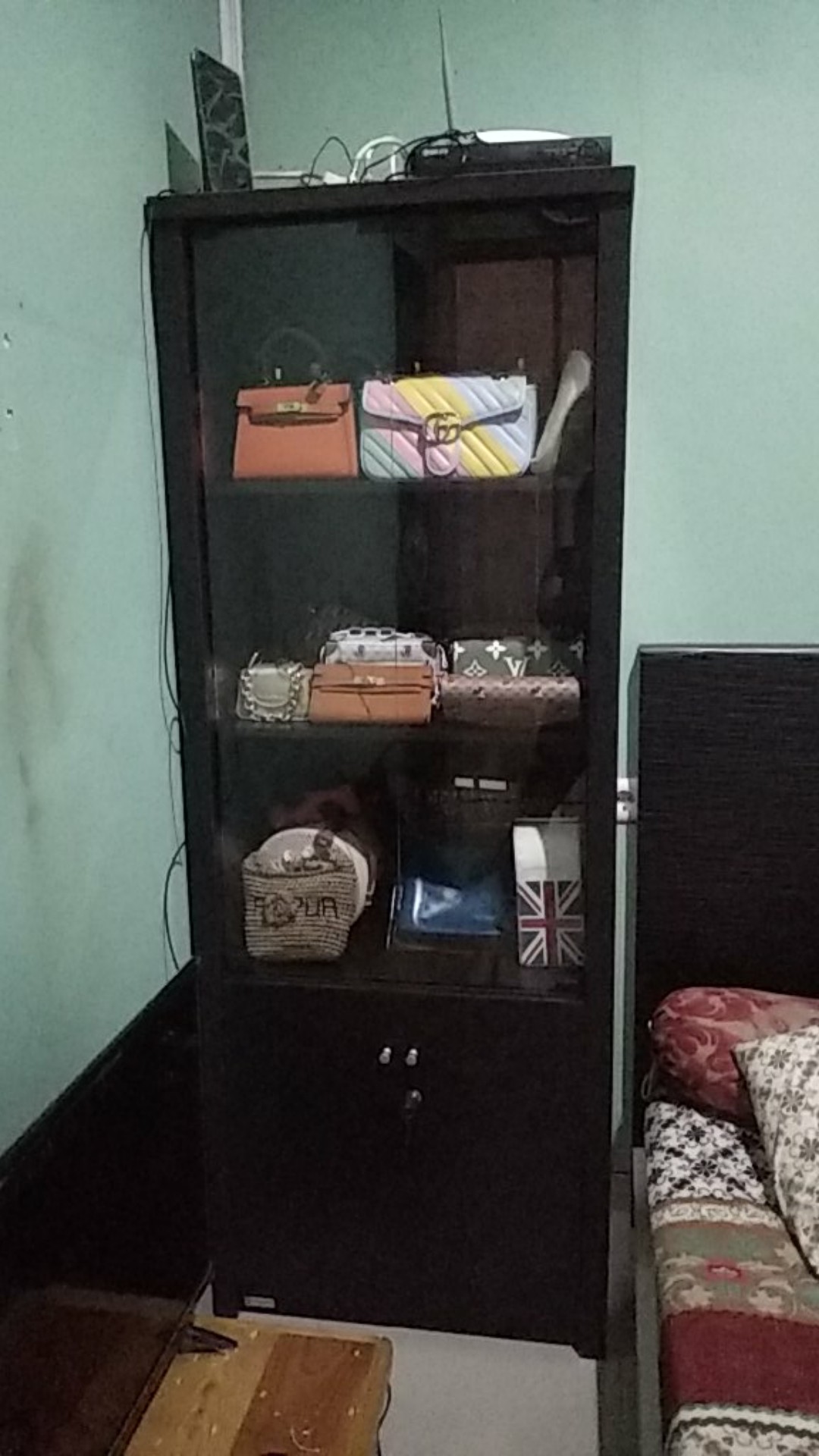 Lunar Furniture - Lemari Buku 3 Rak Pintu Swing Lbc 46