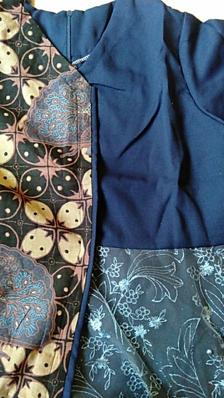 Atasan Batik Dolby Dolbi Dobby Doby Tenun Sutra Tulis Halus Katun Atbm Baron ,sarombit Atasan