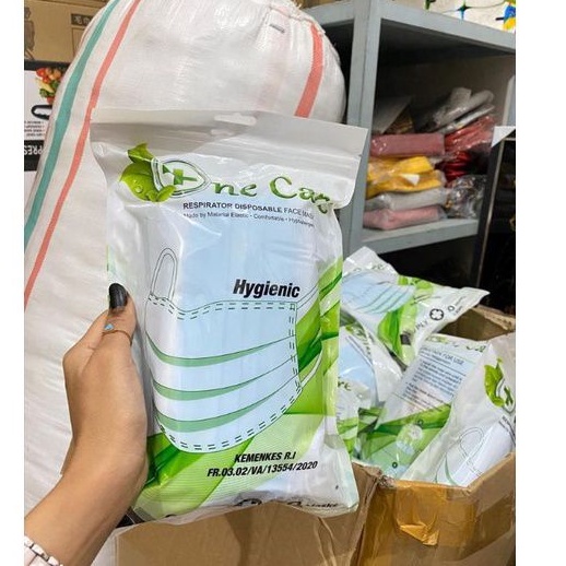 Masker earloop 3 ply