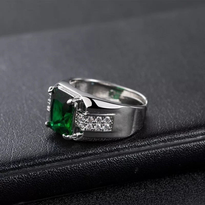 Cincin Casual Pria Akik Zamrud Hijau Emerald Green Ring Hitam 18 K Gold Filled dan Perak