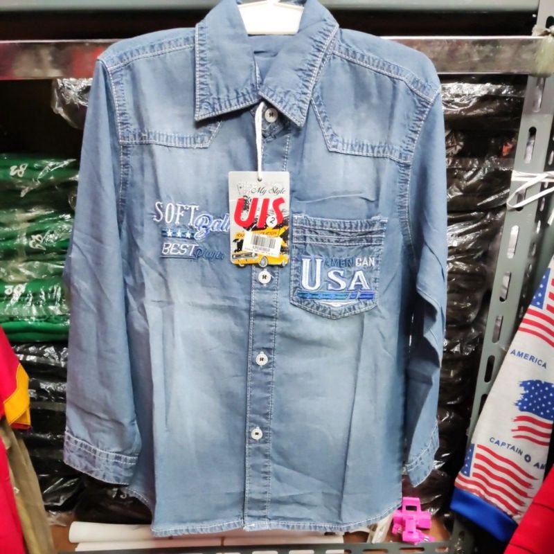 kemeja anak panjang levis merk UIS  nomor 2 usia 3-4 tahun