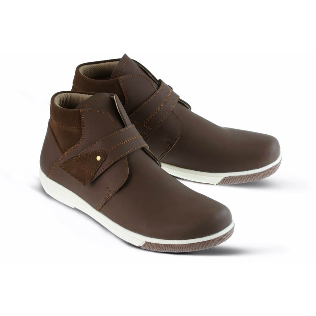 Sepatu Boot / Kasual Pria Golfer GF.0301