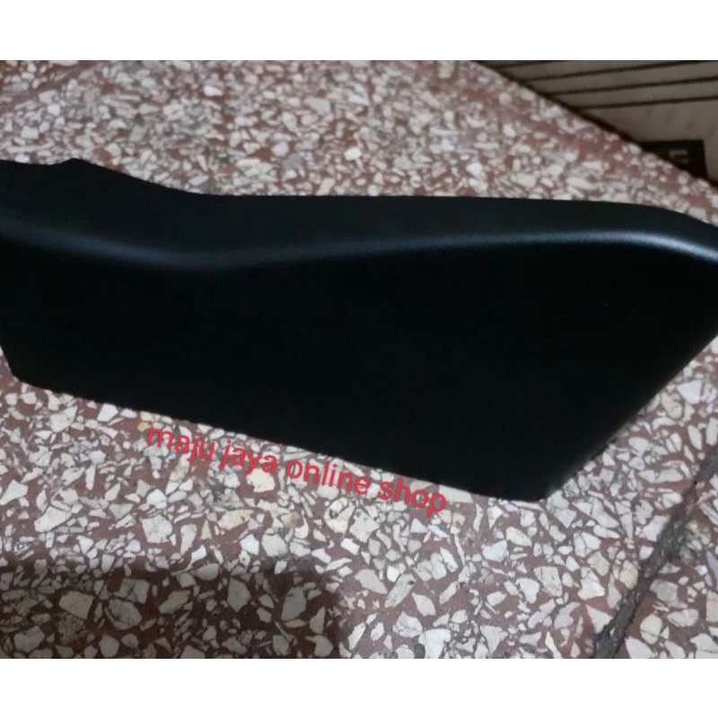 COVER SPION BAGIAN DALAM ERTIGA 2012-2013 MANUAL ASLI