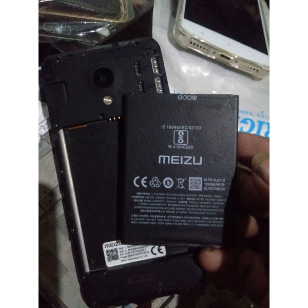 baterai original meizu c9 tidak drop fisik mulus BATERAI MASIH NORMAL